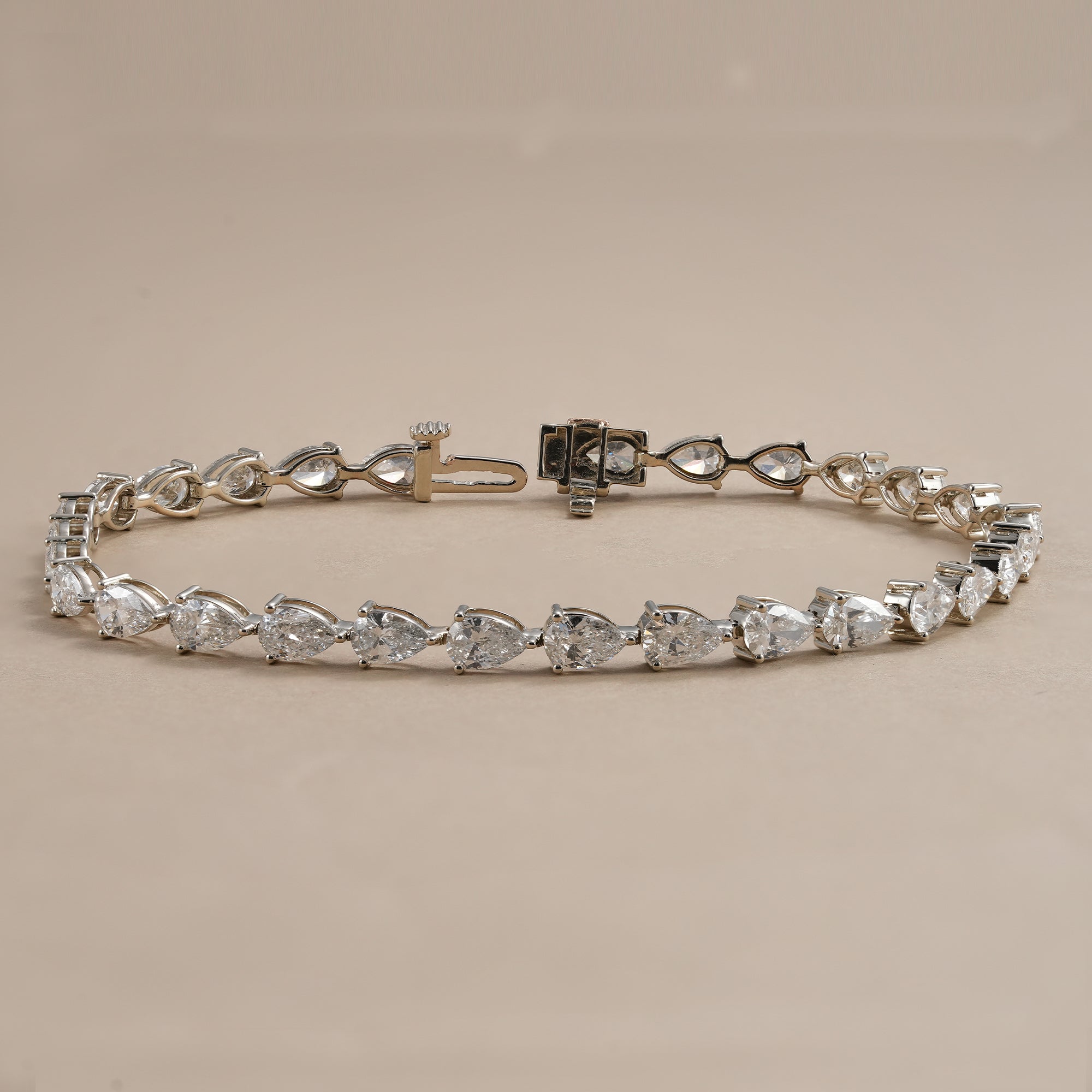 Pear Cut Lab Grown Diamond Tennis Bracelet